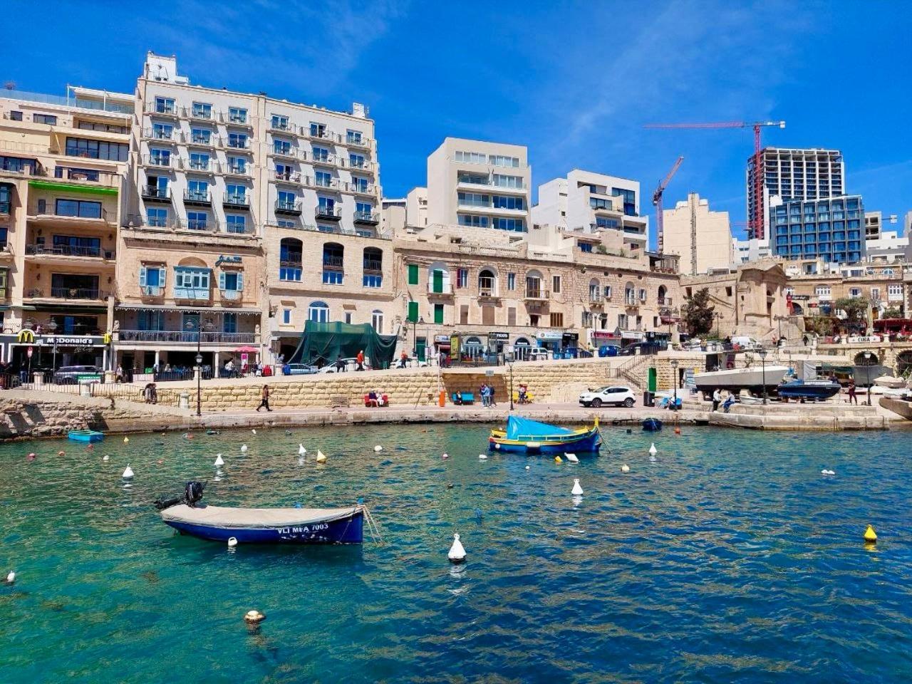 Malta Crown Guesthouse Saint Julian's Exteriér fotografie